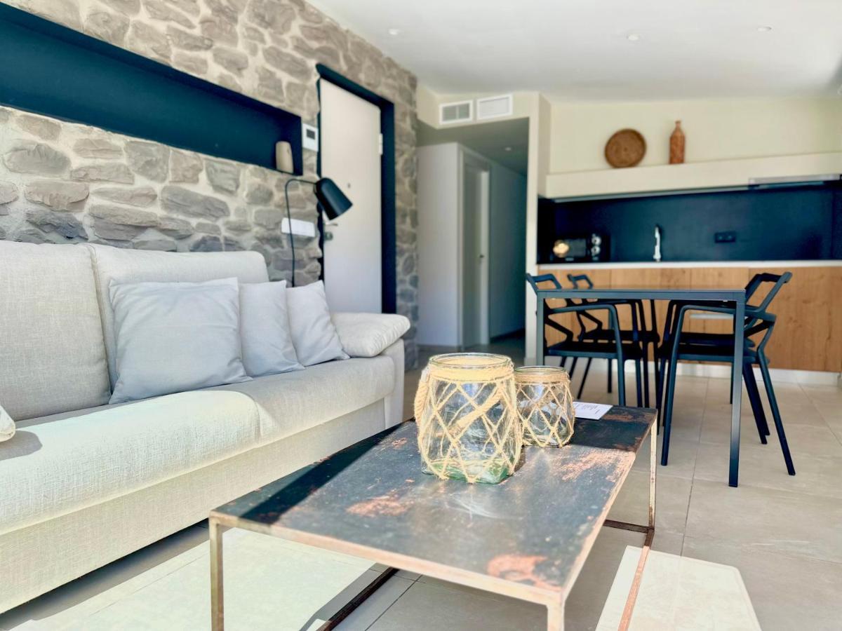 Cala Vadella Beachwalk Suites Exterior photo