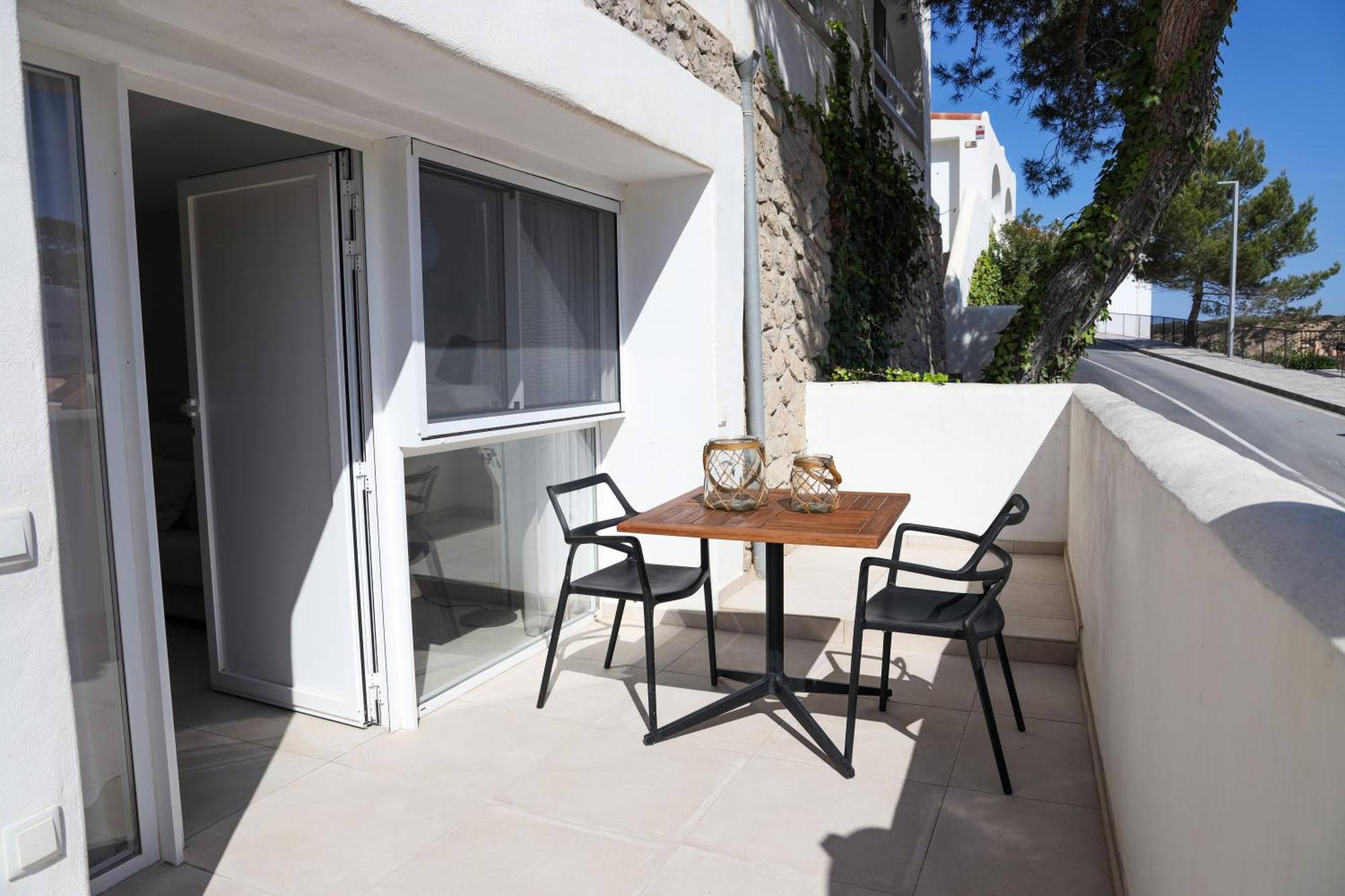 Cala Vadella Beachwalk Suites Room photo